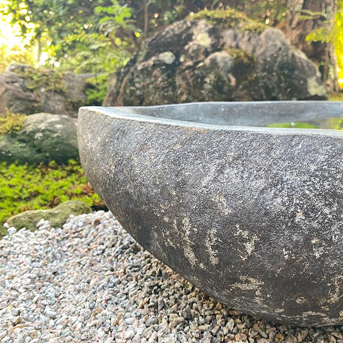 つくばい 手水鉢 水鉢 睡蓮鉢 石 大型 蹲 スイレン鉢 ハス鉢 水盤 坪庭