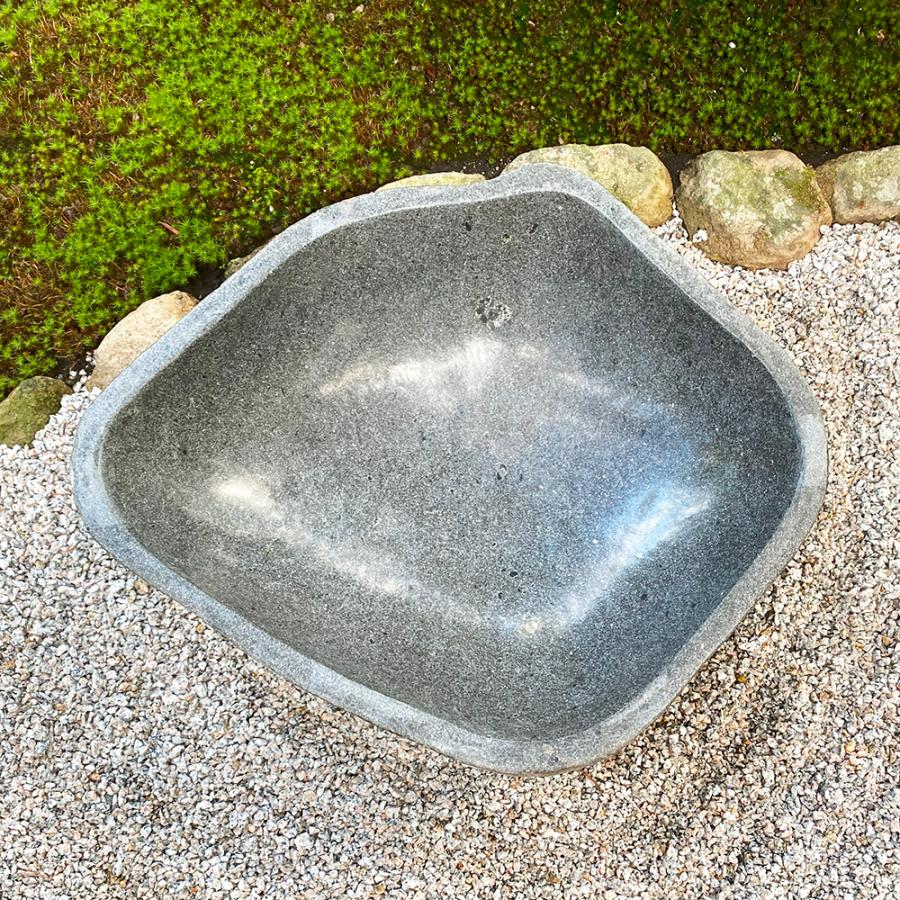 つくばい 手水鉢 水鉢 睡蓮鉢 石 大型 蹲 スイレン鉢 ハス鉢 水盤 坪庭