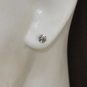 ダイヤモンドピアス 片耳 プラチナ・ダイヤモンド0.3ct（VSクラス・H&C 