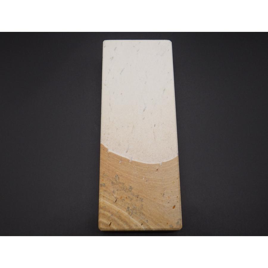 天然砥石 伊豫銘砥 ナシメ 愛媛県砥部町産 サイズ210×75×30 重さ1433g