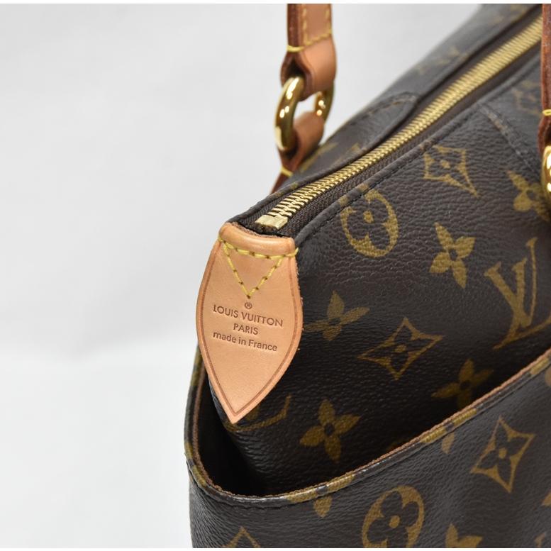 トータリー LOUIS VUITTON ルイヴィトン モノグラム トータリーPM