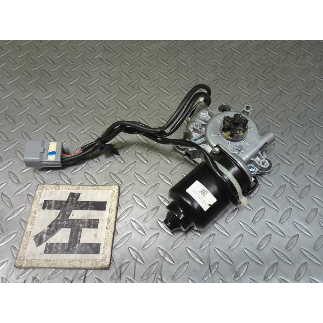 日産（NISSAN）セレナ FNC26 左パワースライドドアモーター 品番97931 