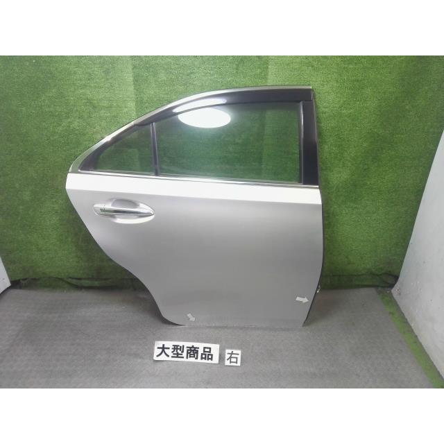 ☆TOYOTA☆トヨタ アイシス リアドア 右 トヨタ（TOYOTA）※同梱不可※SAI AZK10 右リアドア 右後ろドア 運転