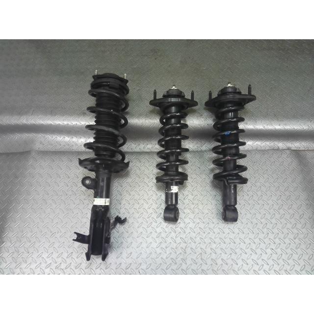 Jade ホンダ(Honda)※同梱不可※ジェイド FR5 RS用ストラット・ショック3