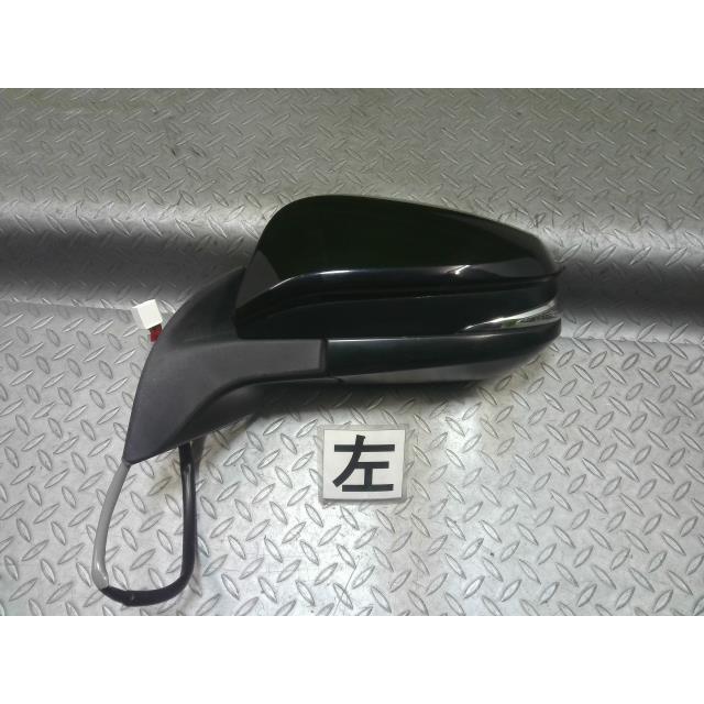 エスクァイア トヨタ※同梱不可※エスクァイアノアヴォクシー80系 ZRR85G
