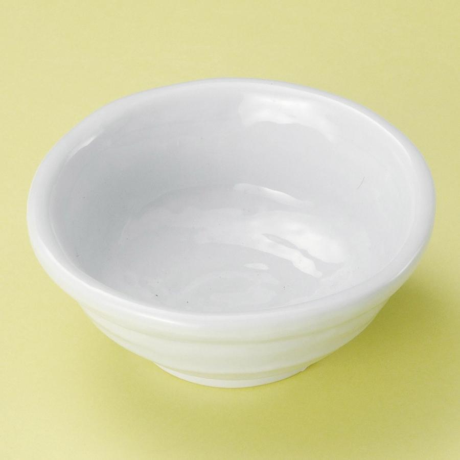 取り寄せ商品 業務用食器 青磁彫小鉢 11.4×5cm 天皿・呑水
