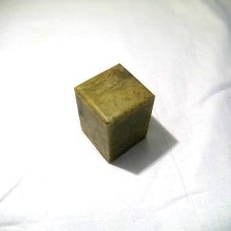 青田青白章石　3.5cm角　高5cm | 