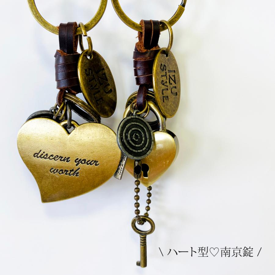 伊豆シャボテン本舗 キーホルダー リング付き チャーム アンティーク ハート 鍵 パーツ 3種セット Acc 018 伊豆シャボテン本舗 通販 Yahoo ショッピング