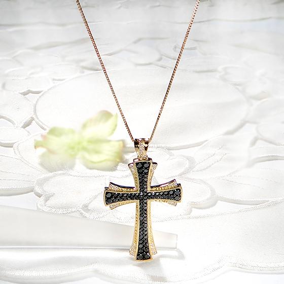 K18YG 1.25ct ダイヤモンド ブラックダイヤモンド クロス ネックレス 