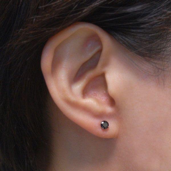 プラチナ pt900 ピアス スタッド ブラック キュービックジルコニア 4mm