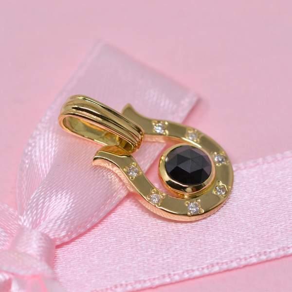 馬蹄 モチーフ ペンダント 18金 K18 18K ゴールド ブラック 