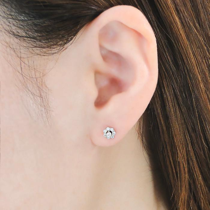 Pt900 0.22ct フラワーモチーフ ブラウンダイヤモンド スタッド ピアス 送料無料 プラチナ PT ダイヤ ダイア ダイヤモンド 花 フラワー 上品 人気 373522の画像