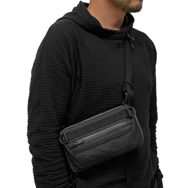 CODE OF BELL コードオブベル　ANNEX CASE Ⅱ ショルダー CODE OF BELL コードオブベル ショルダーウォレット パスポート