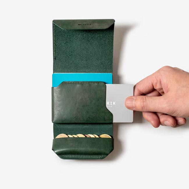 ファブリック　財布　METRO ダークグリーン FABRIK（ファブリック） METRO メトロ 二つ折り財布 本革 レザー ミニ