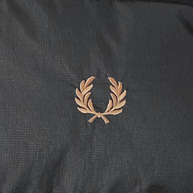 FRED PERRY（フレッドペリー） 中綿 ベスト メンズ FRED PERRY