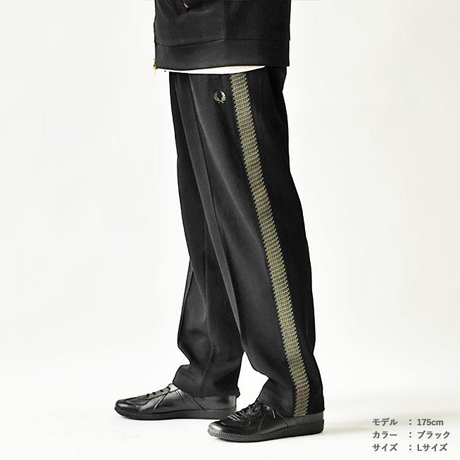 FRED PERRY（フレッドペリー） パンツ ジャージ Tennis Grip Taped