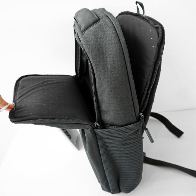 【美品】Incase リュック バックパック　グレー　PC収納 incase 最大46%☆8/24まで インケース リュック Incase バック