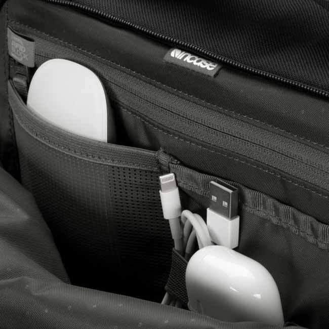 [美品] INCASEトラベルビジネスバッグ incase（インケース） (正規販売店) ビジネスリュック メンズ Incase