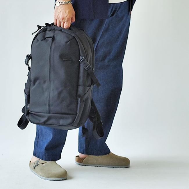 incase（インケース） リュック Tracks Expansion Backpack 21L-27L