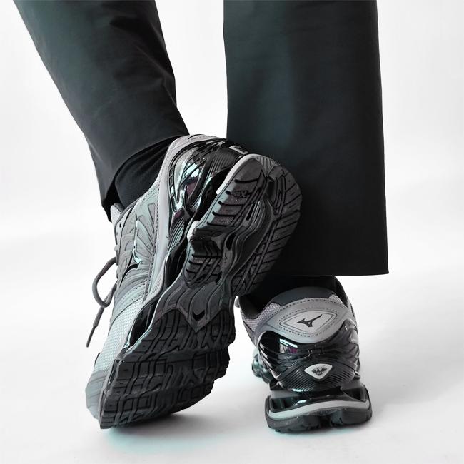 MIZUNO ミズノ スニーカー WAVE PROPHECY LS ウエーブ