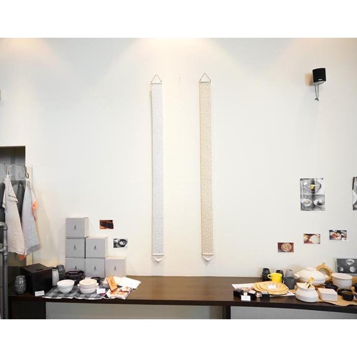 京都洛柿庵 細タペストリー 金唐草 10×170cm タペストリー ロング 唐草