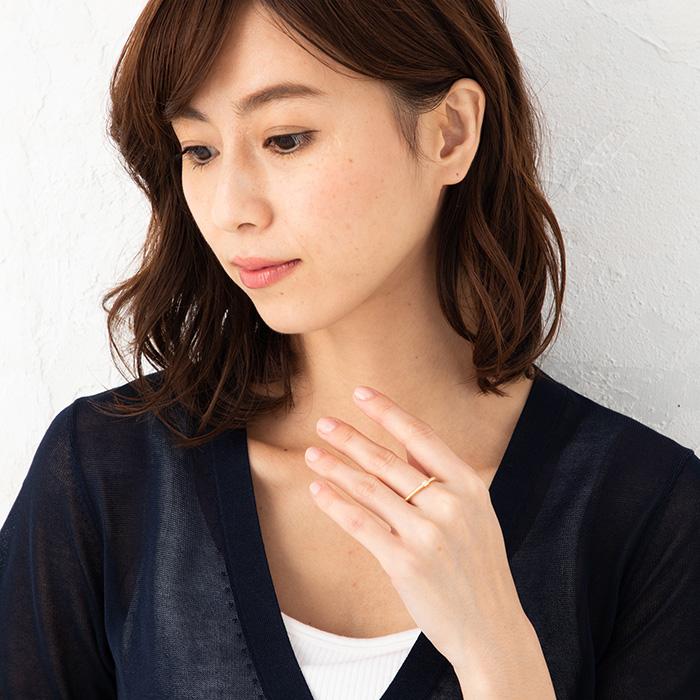 ヘアラインデザインリング K18 一粒ダイヤモンド 1石 0.05ct ダイヤ 指輪 レディース サイズ3〜17号 k18 18金 ゴールドの画像