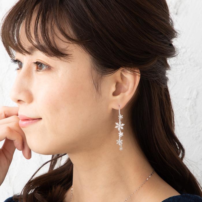 雪の結晶 チェーンピアス ロングピアス K18WG ホワイトゴールドピアス 