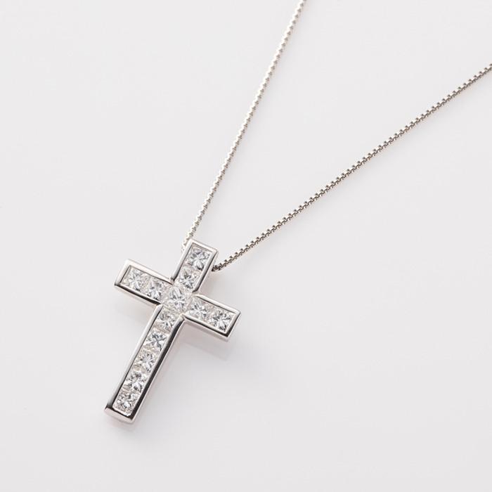 クロスペンダントトップ プリンセスカットダイヤモンド VSクラス、H  