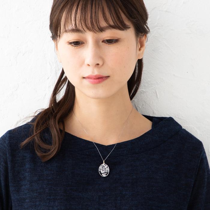 ペンダントトップ 楕円 フラワーモチーフ リバーシブル オニキス 18金  