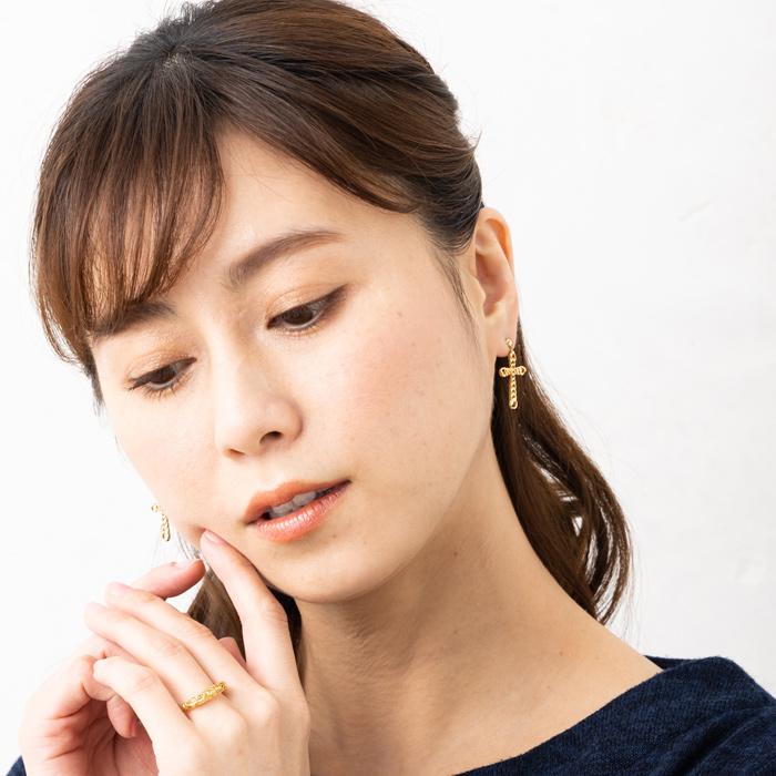 透かし チェーン クロス ピアス K18YG 揺れるデザイン K18 イエローゴールド チェーンモチーフ クロスモチーフ 18金 約2.4g 左右合計の画像