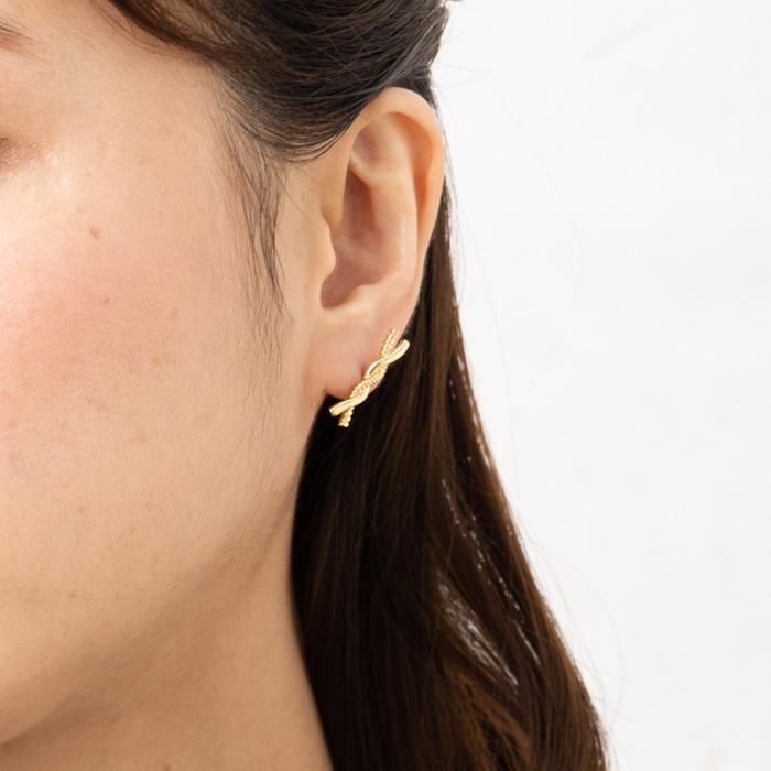 ロープデザイン ピアス K18YG ねじり ツイスト ピアス K18 イエローゴールド バータイプ ピアス 18金 約2.0g 左右合計の画像