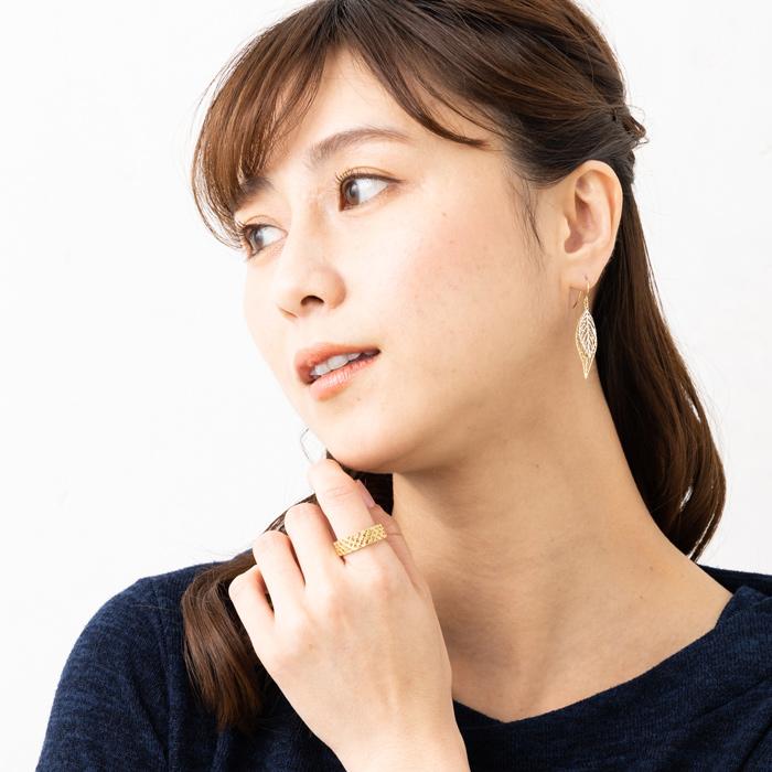 透かし 幅広 リング ジオメトリック デザイン リング 18金 指輪 イエローゴールドの画像