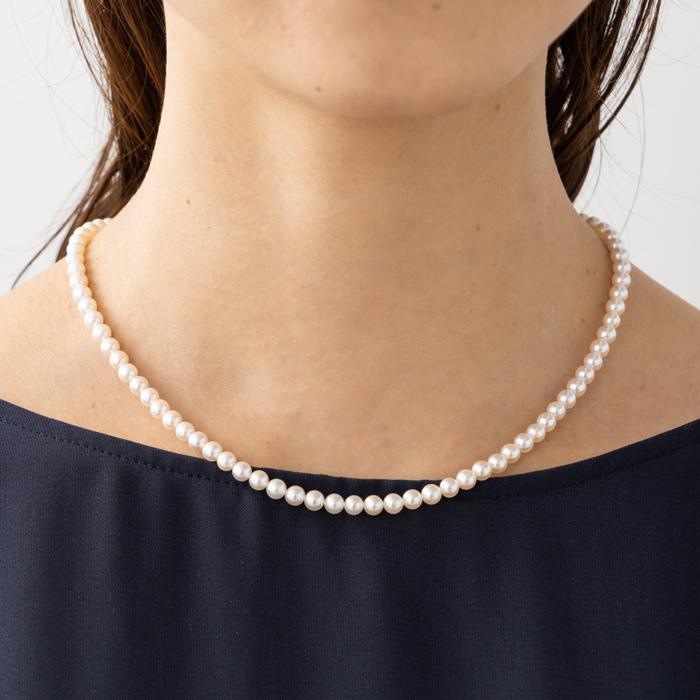 あこや真珠ネックレス  パールネックレス イヤリングorピアスセット 4.5mm 花珠 選べる長さ 42cm 45cm＊専用ケース、専門機関の鑑別書付きの画像