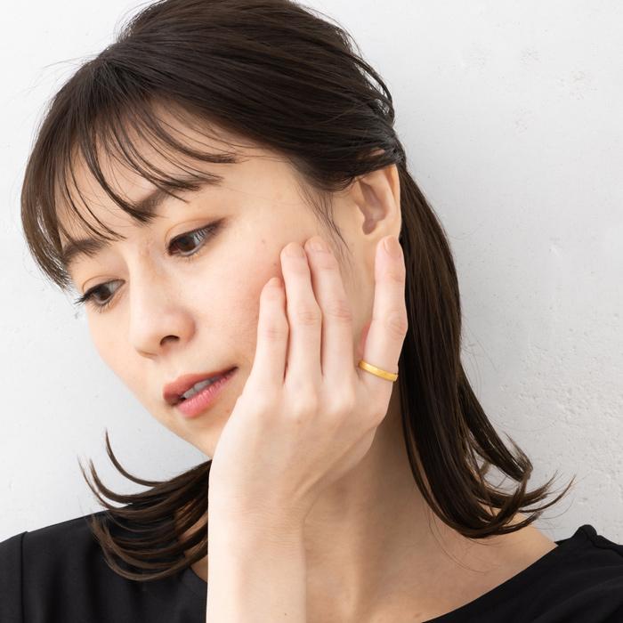 つや消し 24金 K24 純金 リング 指輪 ゴールド 豪華 平打ち デザイン 艶消し マット 約3.4ｇ(10号基準)　幅約3.1ｍｍ【造幣局品位証明刻印】の画像