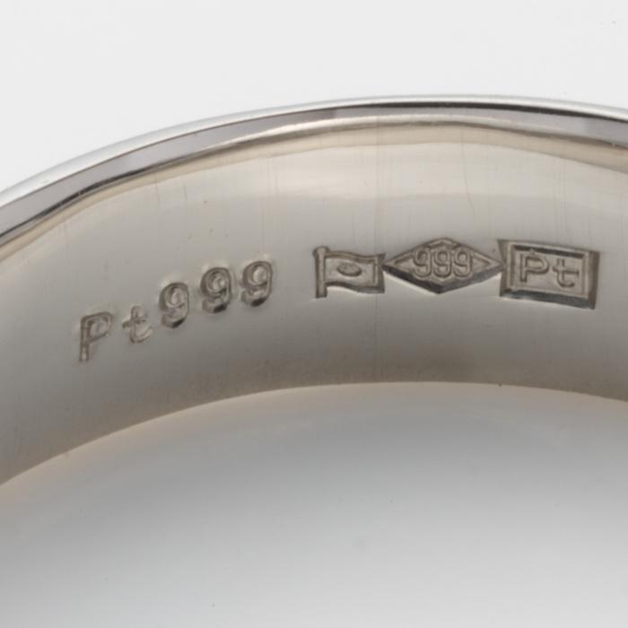 つや消し 純プラチナ Pt999 リング 均一幅 指輪 華やか 甲丸デザイン 幅約4.7mm 約6.6ｇ(11号基準) 艶消し【造幣局品位証明刻印】の画像