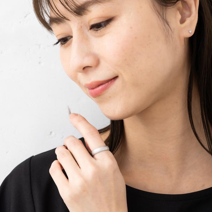 つや消し 純プラチナ Pt999 リング 均一幅 指輪 華やか 甲丸デザイン 幅約4.7mm 約6.6ｇ(11号基準) 艶消し【造幣局品位証明刻印】の画像