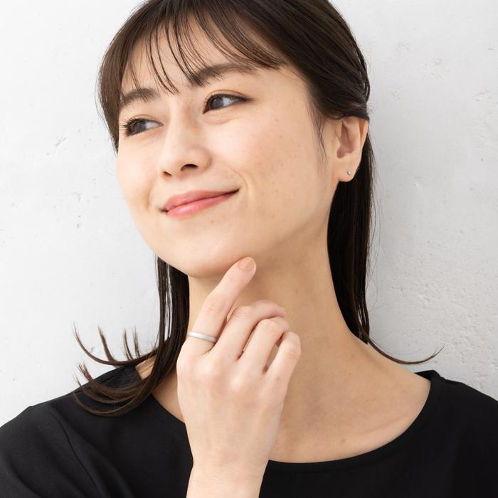 つや消し 純プラチナ Pt999 リング 均一幅 指輪 華やか 甲丸デザイン 幅約3.3mm 約3.1ｇ(11号基準) 艶消し マット【造幣局品位証明刻印】の画像