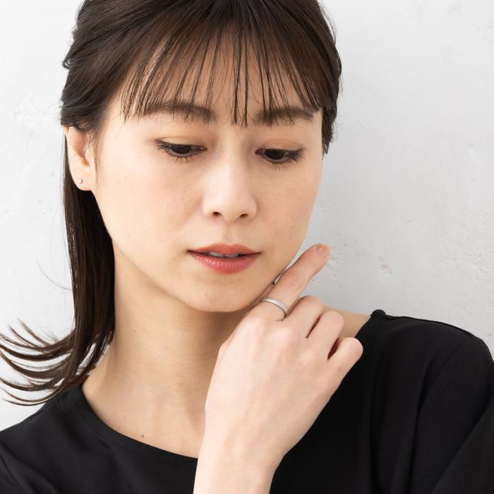 つや消し 純プラチナ Pt999 リング 均一幅 指輪 華やか 甲丸デザイン 幅約3.3mm 約3.1ｇ(11号基準) 艶消し マット【造幣局品位証明刻印】の画像