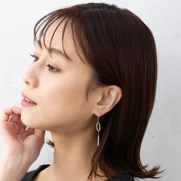 K18 YG ペーパークリップ バーデザイン ピアス 中空 イエローゴールド 