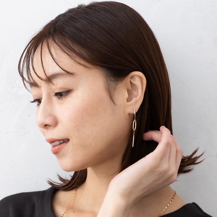 K18 YG ペーパークリップ バーデザイン ピアス 中空 イエローゴールド 
