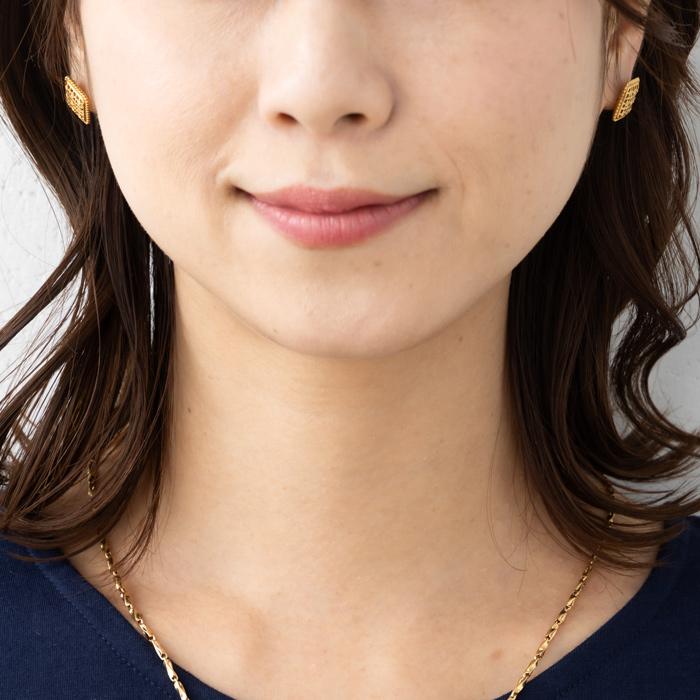 K18 YG 透かし 中空 スクエア ピアス スタッドピアス ボタン ピアス 18金 イエローゴールド ピアス 上品 ボリューム  ゴールドボタン ピアスの画像