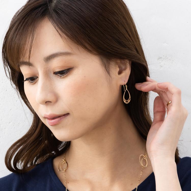 透かし ドロップ ピアス K18 地金 フックピアス 18金 イエローゴール 