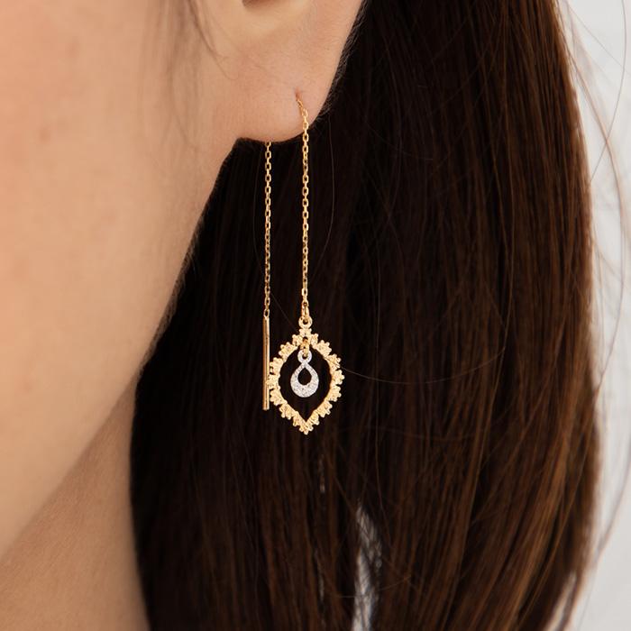 透かしフレイムデザイン チェーンピアス ゴールドピアス K18/WG 約0.55 