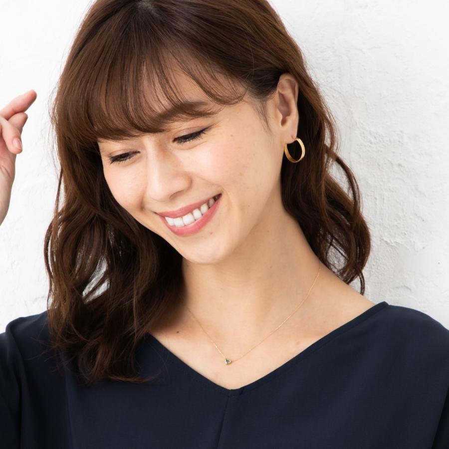 K18YG トリニティフープピアス 重さ 約2g（左右合計） 18金