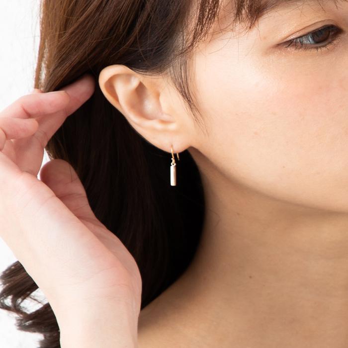 バー ピアス 揺れる フック Pt900 プラチナ900 約2g(左右合計) : J 