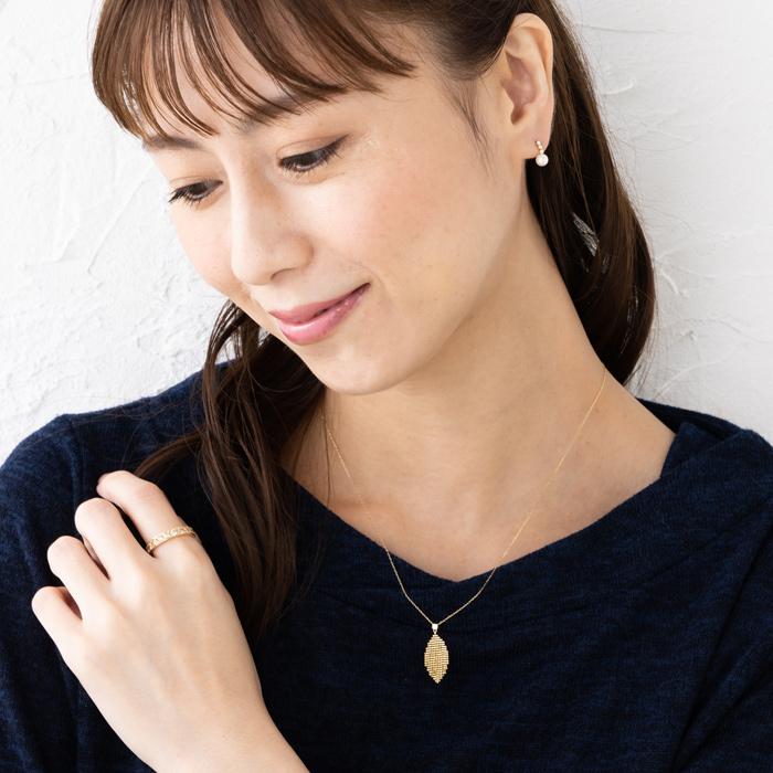 PT900 パール ダイヤモンド ピアス テニスチェーン スウィングピアス 3石 約0.05カラット(左右合計) プラチナ900 約0.6g 左右合計(シリコンキャッチ含む)の画像