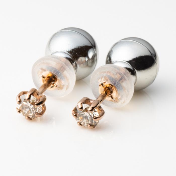 在庫限りのお得な商品 K18 ダイヤモンド 約0.26ct(左右合計) スタッド