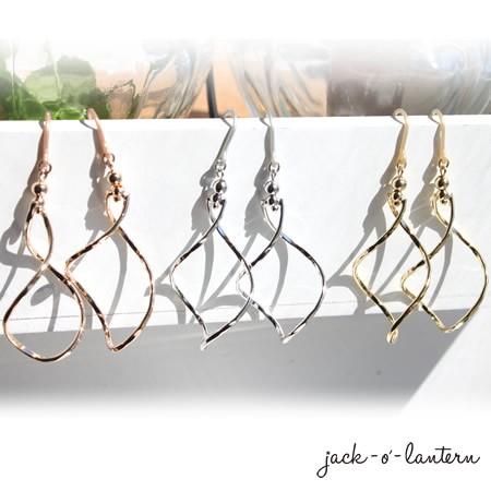 ピアス レディース 揺れる フック 金属アレルギー 安い シンプル おしゃれ ゴールド アクセサリー 05 lh ジャッコランタンjack O Lantern 通販 Yahoo ショッピング