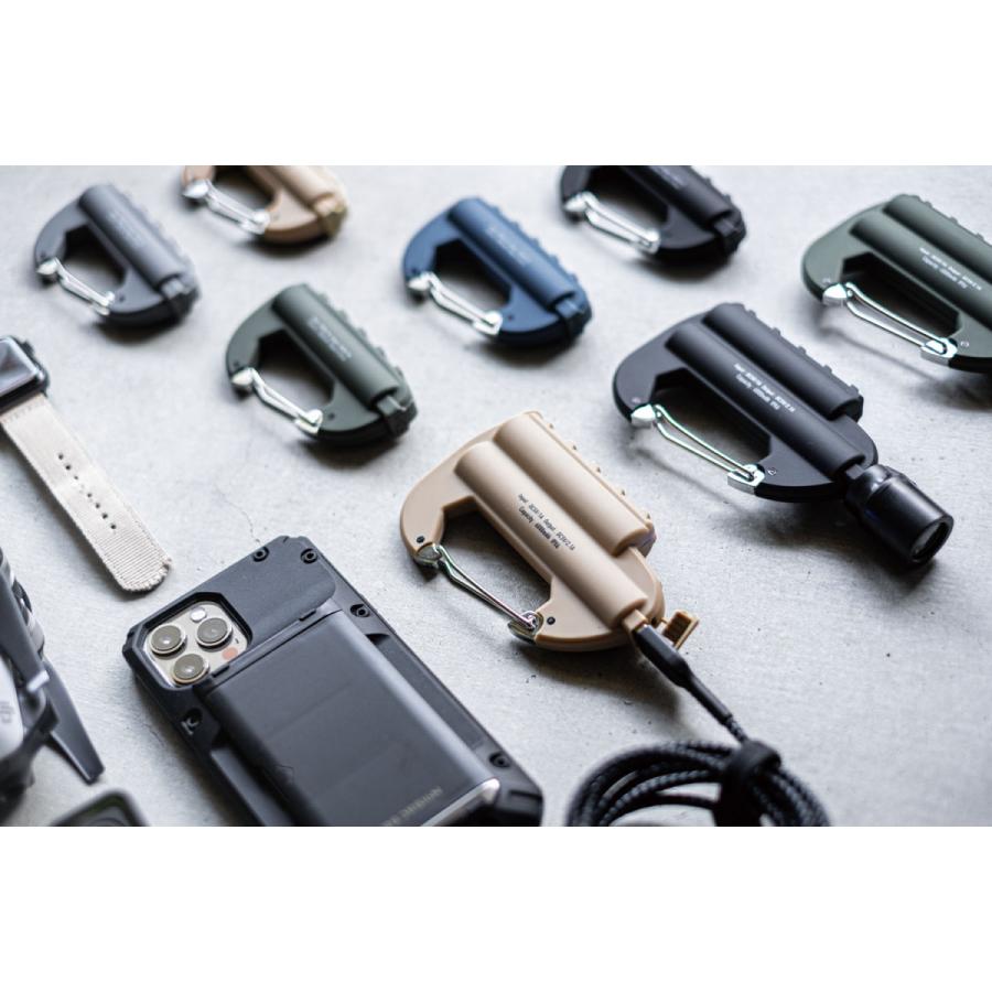 モバイルバッテリー 持ち運び充電器 カラビナ型 防水 カバンに付けられる おしゃれ かっこいい 防水 水に強い 人気 小さいサイズ 小さめ A 999 Crb 00 大阪 難波 ジャガーカバン店 通販 Yahoo ショッピング