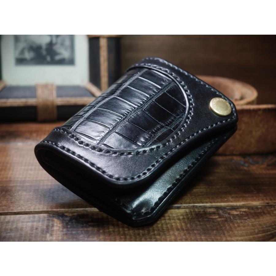 手縫い クロコダイル コンパクトウォレット ミニ財布　ブラック AMBRODAの画像